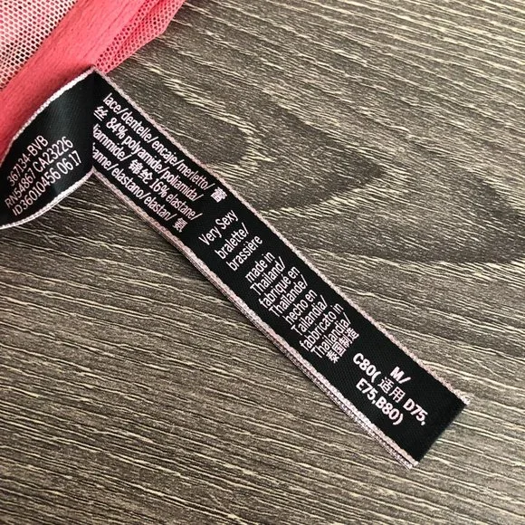 NWOT VS Very Sexy Bralette in Lacey Rose Size Medium - Picture 7 of 9